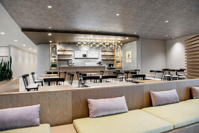 Food & Drinks 5, Wyndham Garden Winnipeg Airport, Division No. 11