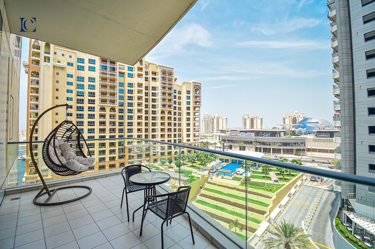 Balcony, Premium 3BR Partial Sea View OCEANA, Dubai