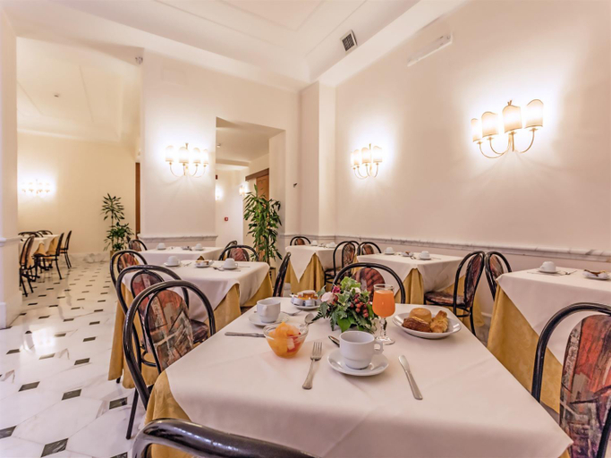 Food & Drinks 5, Raeli Hotel Noto, Rome