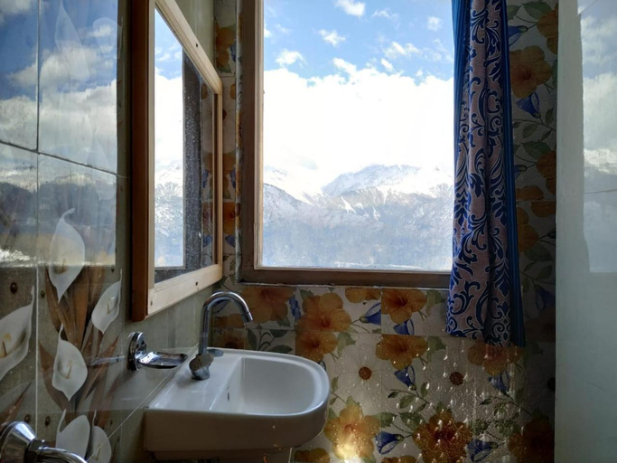 Bathroom 5, Vijay Mount View, Pithoragarh