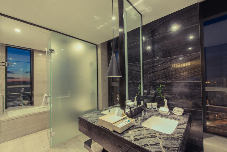 Bathroom 4, Pan Pacific Tianjin, Tianjin