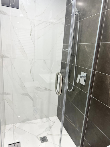 Others 4, Trafalgar Place, Waitakere