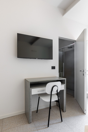 Others 4, Capo di Lucca White Apartments by Wonderful Italy, Bologna