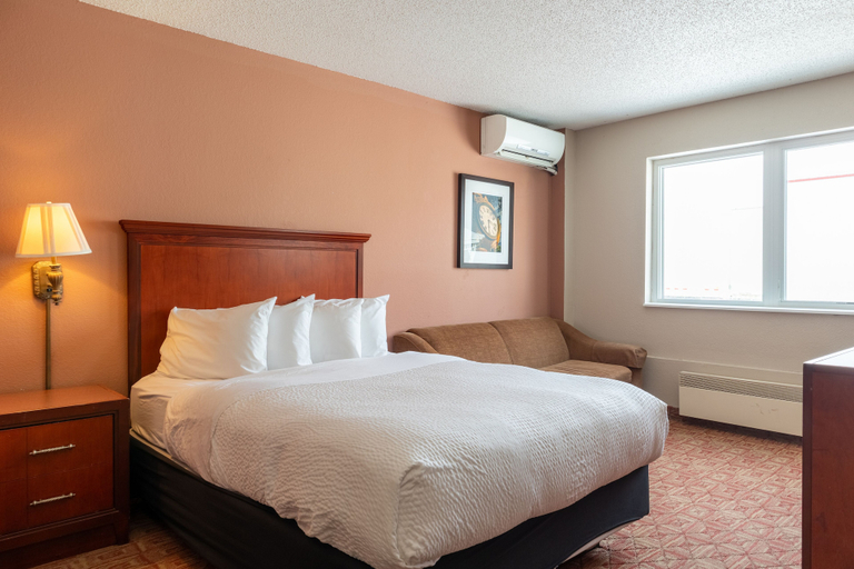 Bedroom 4, Norland Inn and Suites Roseau, Roseau