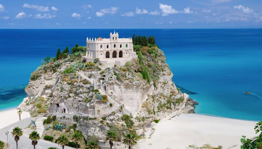 Ingrid Rooms Tropea, Vibo Valentia