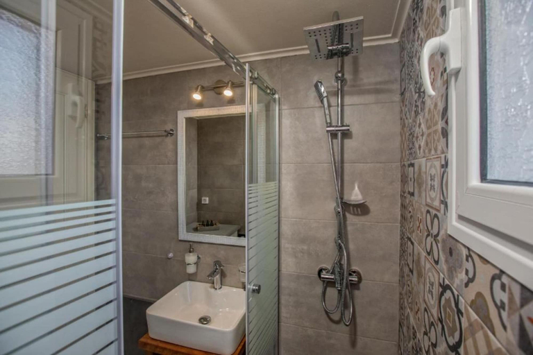 Bathroom 4, Dina Apartments Argostoli, Ionian Islands