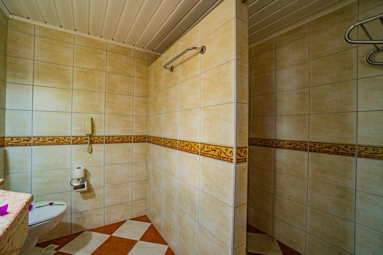 Bathroom 5, SENZA GARDEN HOLIDAY CLUB, Alanya