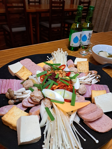 Food & Drinks 5, Daisen Basecamp, Daisen