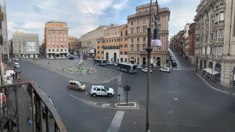 Others 4, Pied a Terre Barberini, Roma