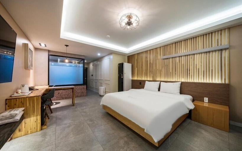 Others 3, kkaebistay, Pohang