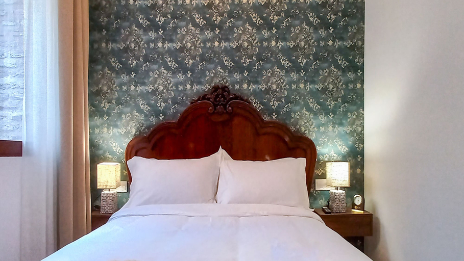 Bedroom 4, Casón De Los López Apartments, Toledo