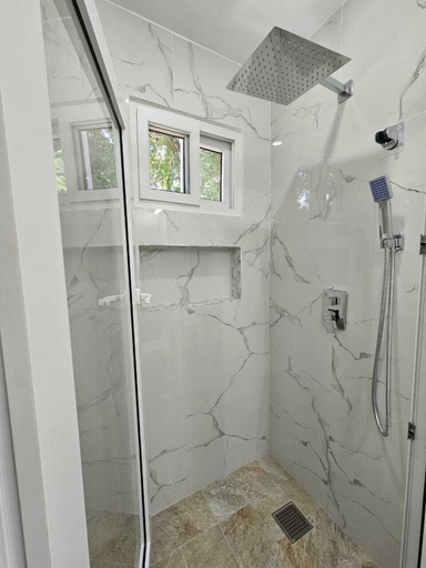 Bathroom, Casa Margarita, José Santos Guardiola