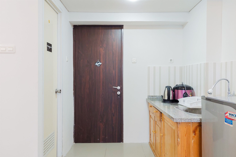 Others 4, Comfy And Warm Studio Serpong Greenview Apartment, Tangerang Selatan