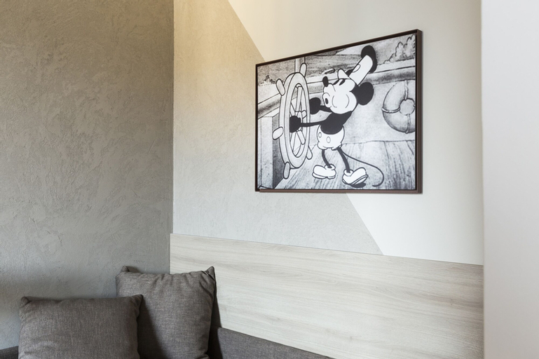 Bedroom 27