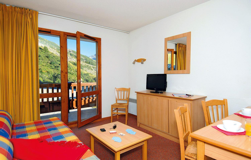 Bedroom, Residence Odalys Les Lumieres de Neige, Savoie