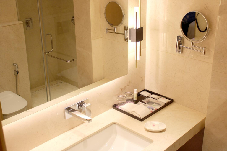 Bathroom 4, Planet Hollywood, Thane