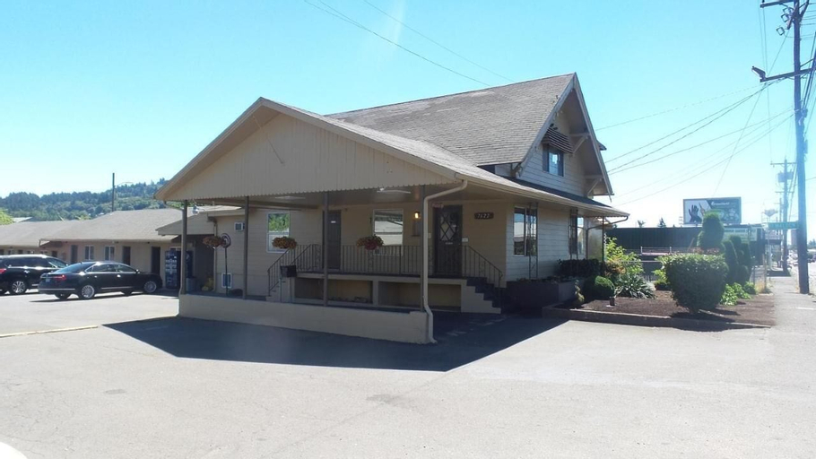 Del Rancho Motel, Multnomah
