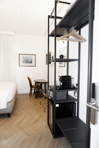 Bedroom 3, Domus Vitra, Rome