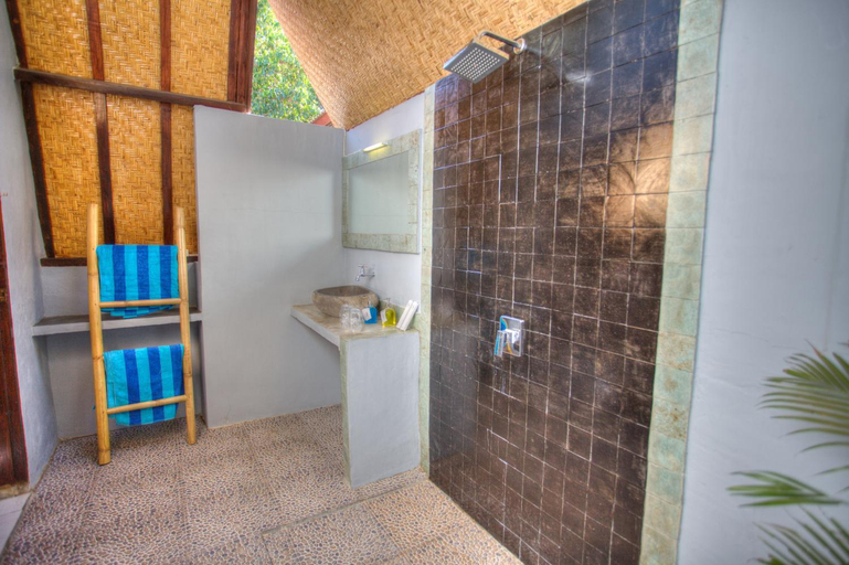Bathroom 4, Villa Hoomea Private Pool, Lombok