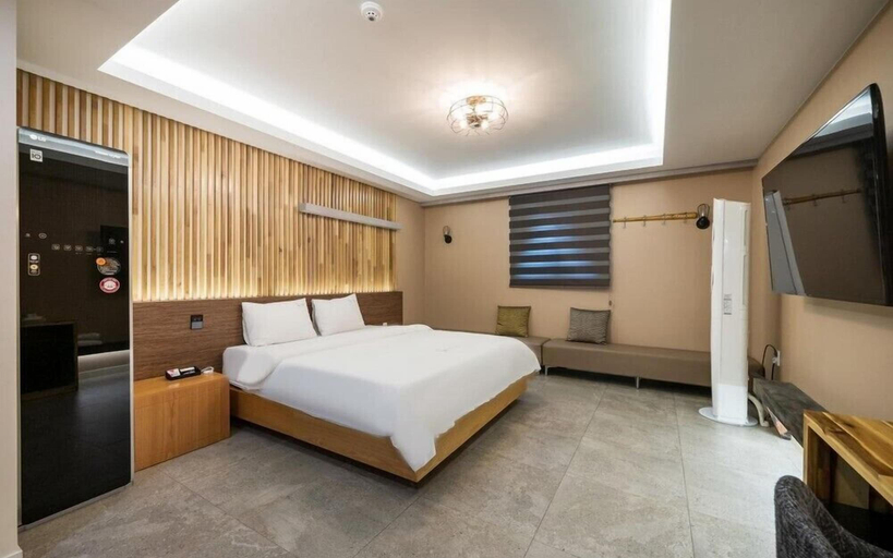 Others 5, kkaebistay, Pohang