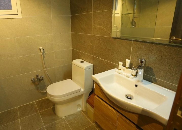Bathroom, Le Paris Residency Sabah Al Salem