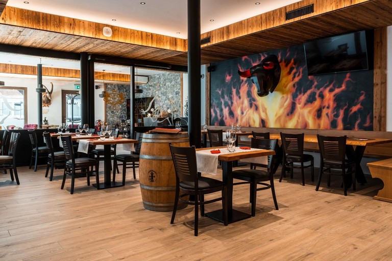 Food & Drinks 2, Melchtal Resort Apart Hotel, Obwalden