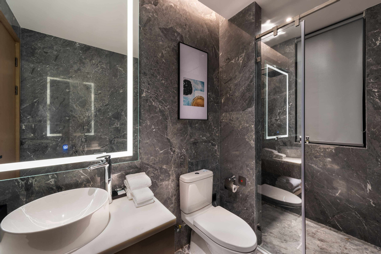 Bedroom 5, Mercure Shenzhen Longgang, Dongguan
