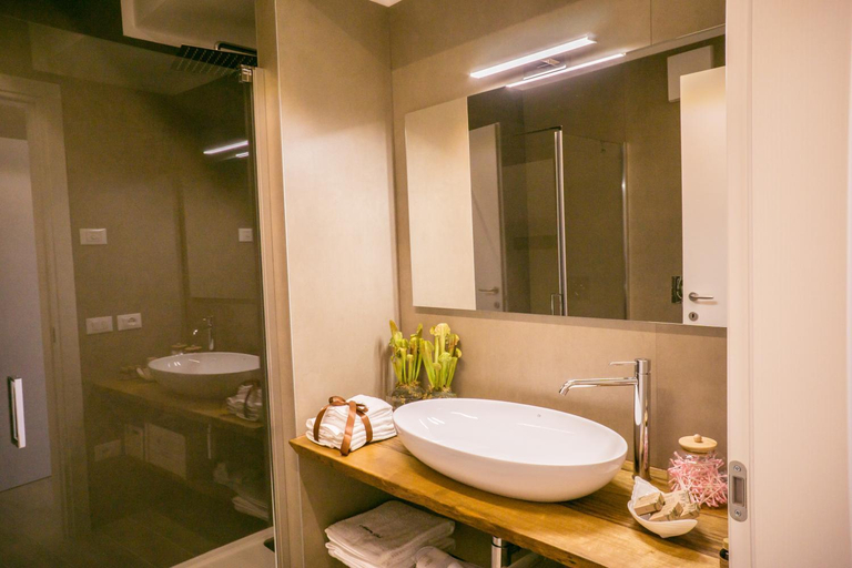 Bathroom 3, Maison Lira, Belluno