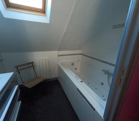 Others 4, VIEUX LOGIS, Aisne