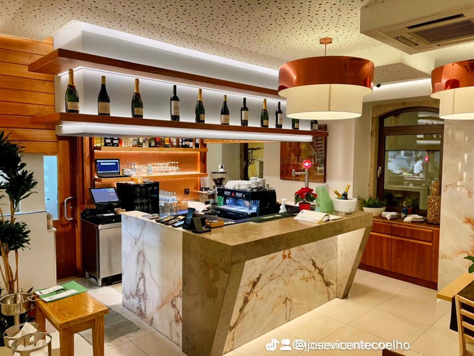 Others 4, Salero Guest House, Loures