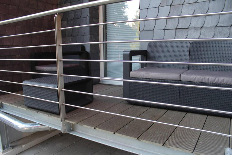 NIZZA CHILLINGHOUSE #1, 3 Min vom ICE, NETFLIX, Balkon, Rhein-Sieg-Kreis
