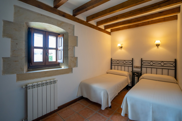 Bedroom 2, Apartamentos El Lagar de Somo, Cantabria