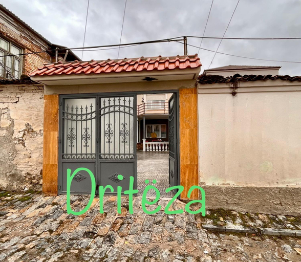 Others 4, Driteza, Korçës