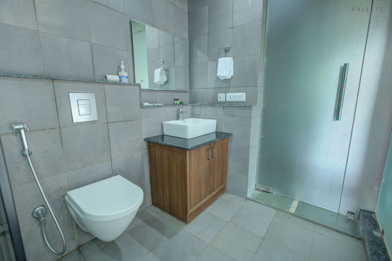 Bathroom 4, The Cloyster Resort and Spa, Nainital