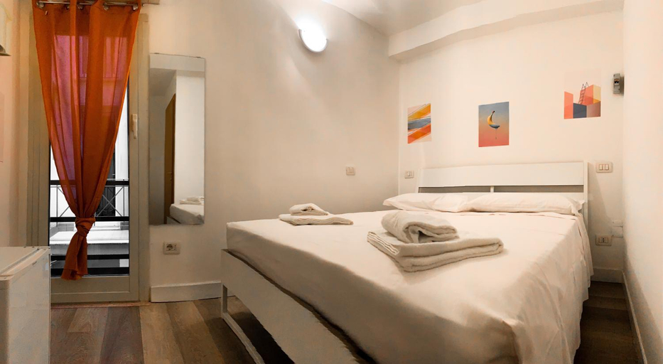 Others 5, Pied a Terre Barberini, Rome