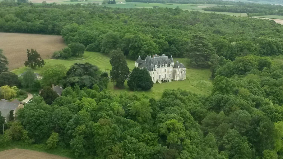 Others 5, Chateau de Piolant, Vienne