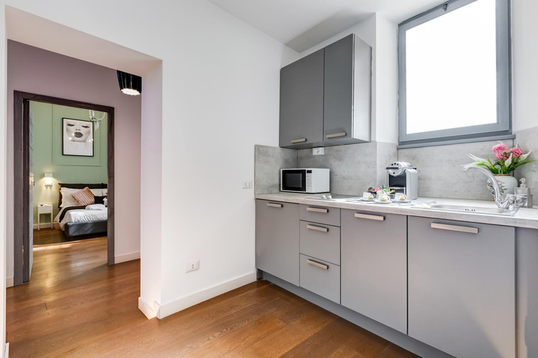 Others 5, Klioos Apartment, Rome