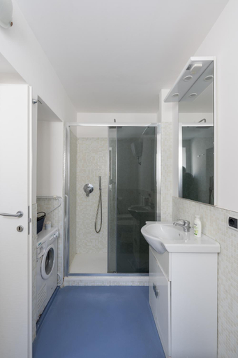Others 4, The Charming Suites, Napoli