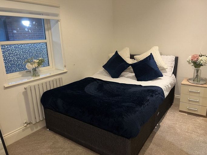Bedroom, Hull Spacious Apartment 5, Kingston upon Hull
