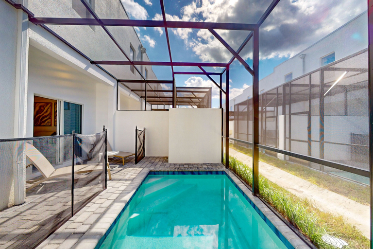 Sport & Beauty 4, The Azur Resort, Polk