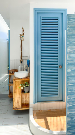 Bathroom, Rushkokaa Beach Villa, Vaavu Atoll