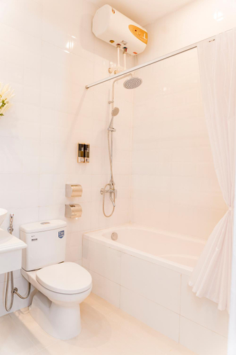 Bathroom 4, Binh An Nhien hotel, Ninh Bình