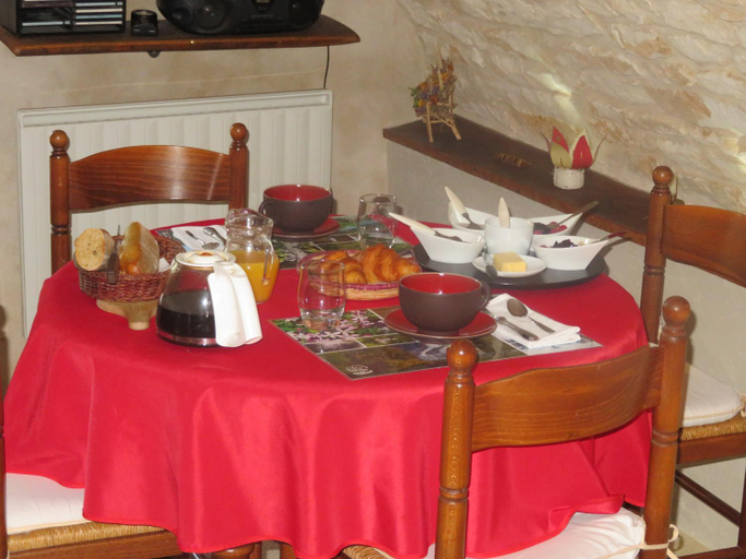 Others 4, Murmure des buis, Ain