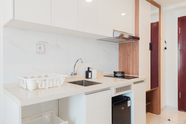 Others 5, Restful And Cozy Studio Sky House Alam Sutera Apartment, Tangerang