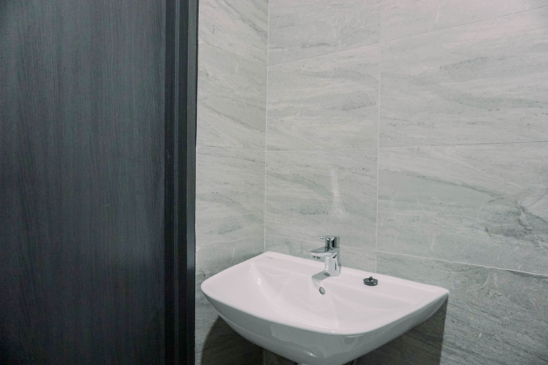 Others 3, Well Furnished And Comfy Studio Collins Boulevard Apartment, Tangerang