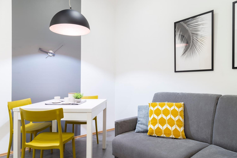 Food & Drinks 4, Elegante appartamento vicino alla stazione - Gold, Trieste