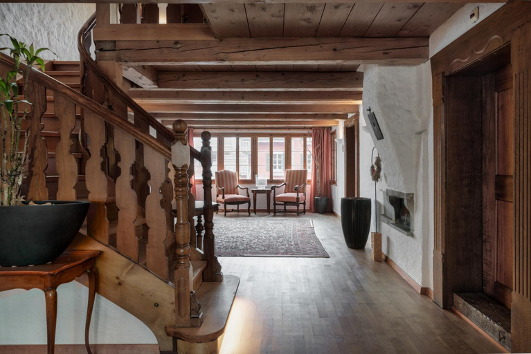 Farbhaus by Kreuz Sachseln, Obwalden