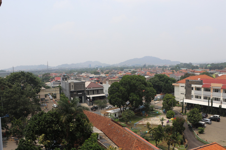 Exterior & Views 5, Spacious Studio The Edge Bandung Apartment, Cimahi