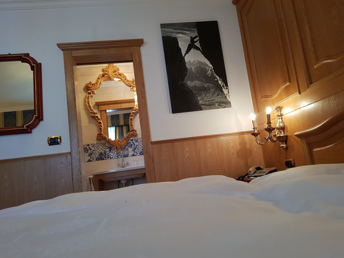 Bedroom 2, Villa Martha Vintage Hotel B&B, Bolzano
