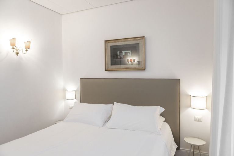 Bedroom 4, Domus Vitra, Rome